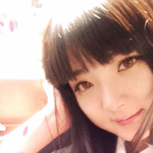 Trove Carafe Autographed by Mumu